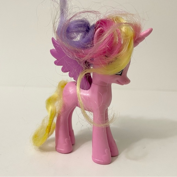 My Little Pony Princess Cadence Pink Pony MLP - Picture 5 of 12